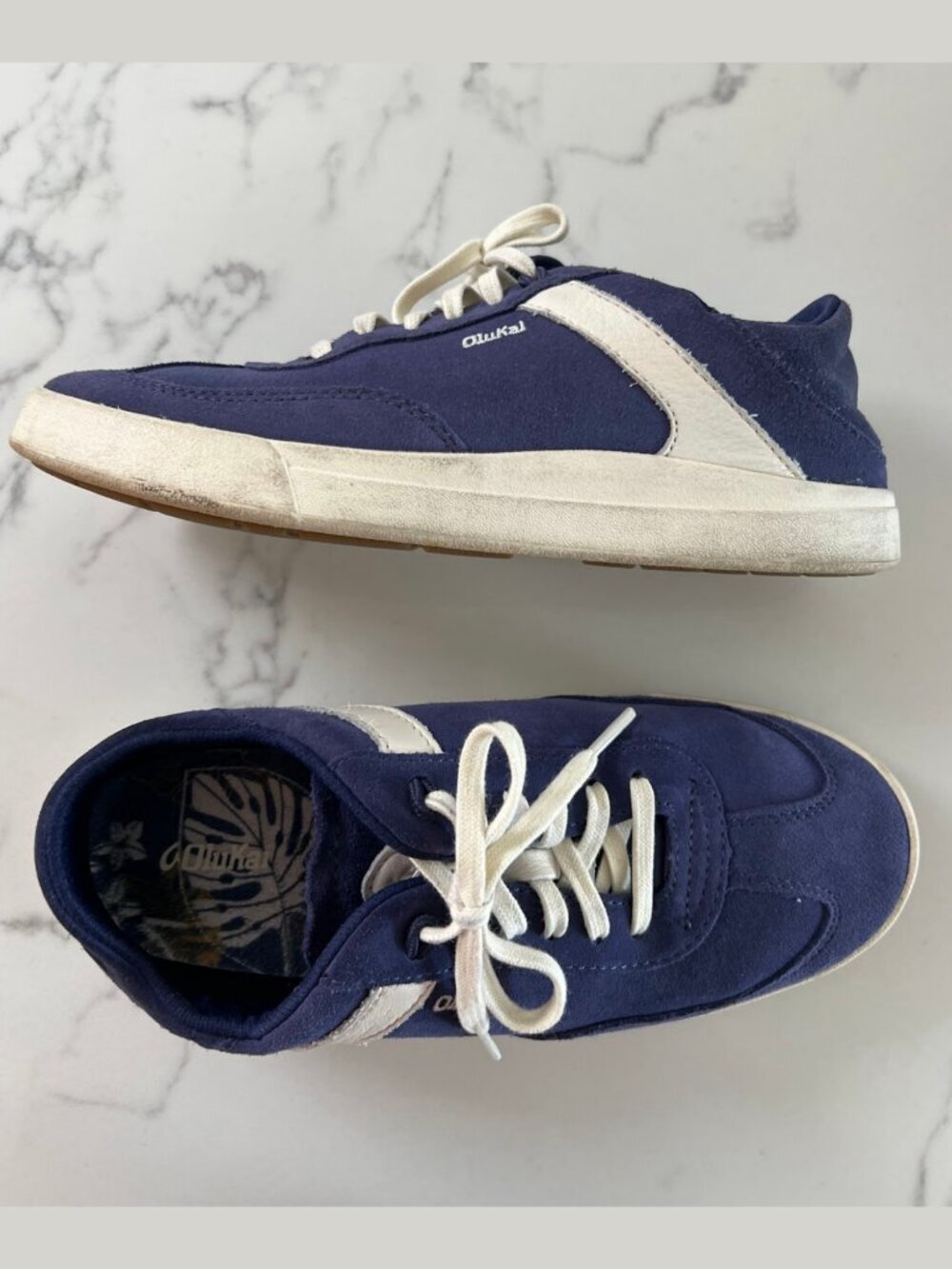 OluKai Ha'upu Court Sneaker - Navy / Off-White - Size 6.5